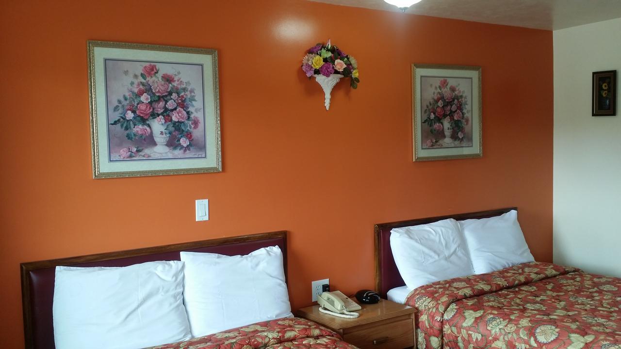 River Mist Inn Sturgeon Falls Exterior foto