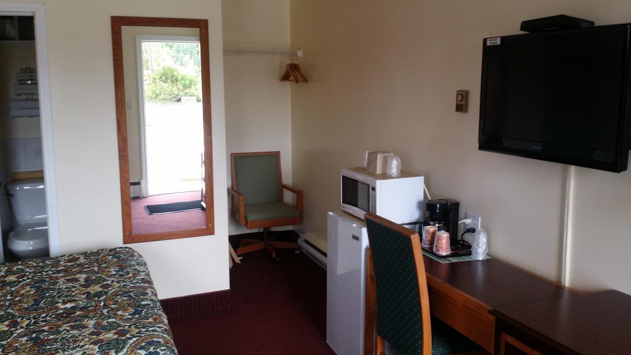 River Mist Inn Sturgeon Falls Exterior foto